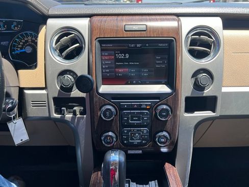 Used 2013 Ford F150 Lariat w/ Lariat Chrome Pkg AWD/4WD image 24