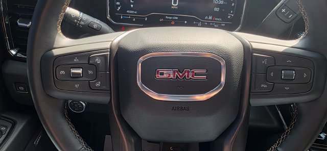 Used 2025 GMC Sierra 2500 AT4 w/ AT4 Premium Plus Package AWD/4WD image 20