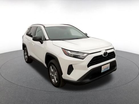 Used 2025 Toyota RAV4 LE image 3