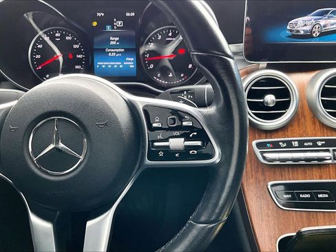 Used 2020 Mercedes-Benz C 300 Sedan image 25