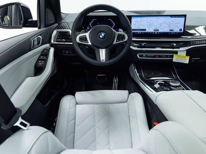 New 2026 BMW X5 xDrive40i w/ M Sport Package