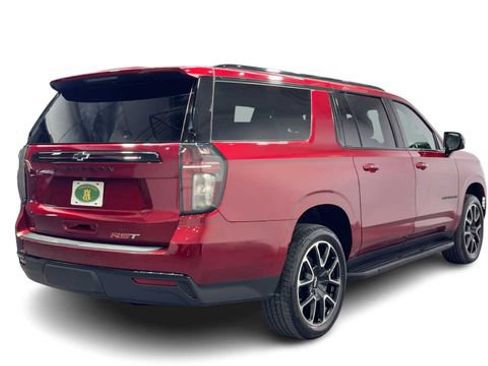Used 2024 Chevrolet Suburban RST w/ Luxury Package RWD image 2