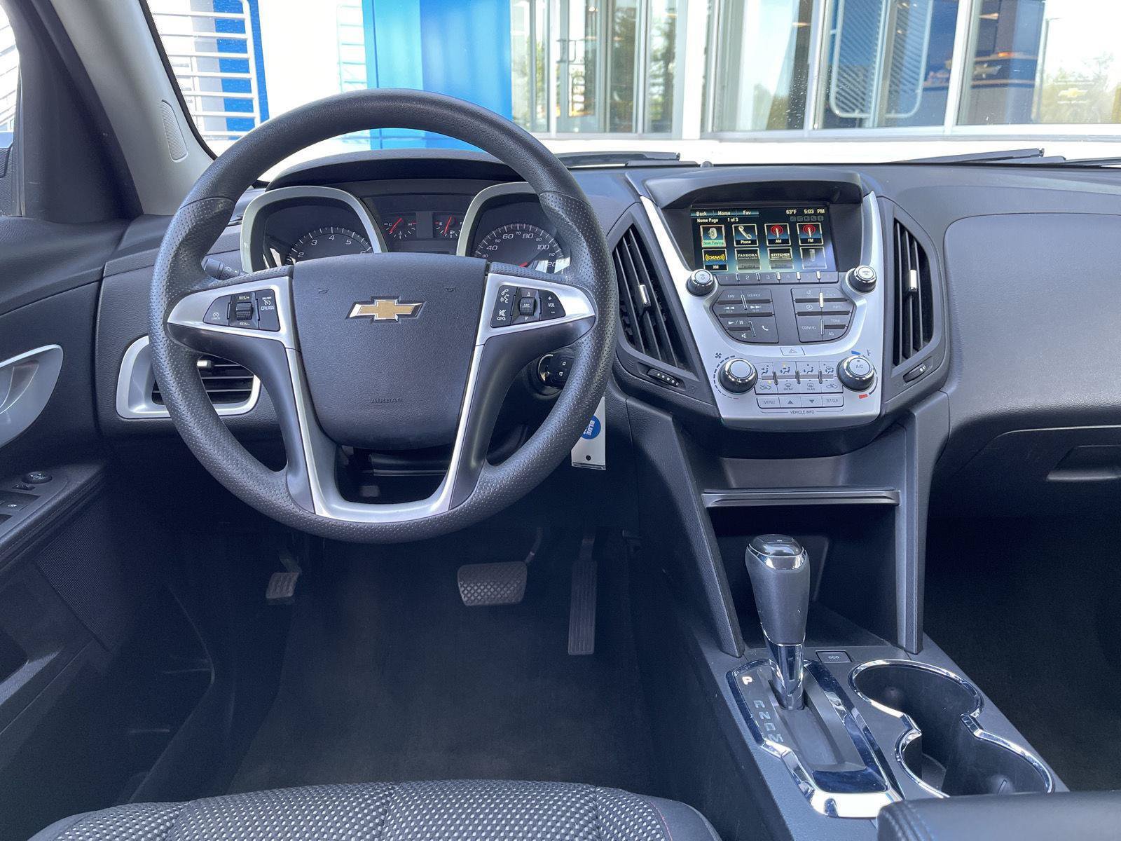 Used 2017 Chevrolet Equinox LT FWD image 14