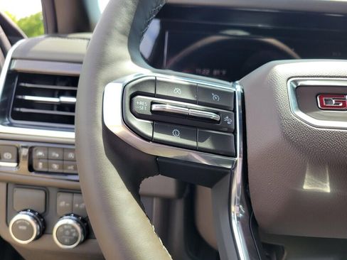 New 2026 GMC Yukon Elevation RWD image 15