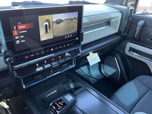 New 2026 GMC Hummer EV SUV image 34
