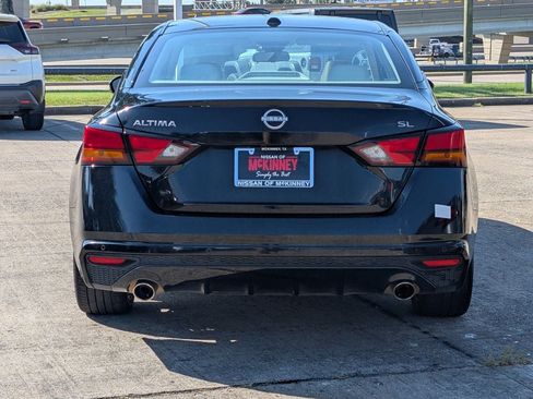Used 2023 Nissan Altima 2.5 SL FWD image 5