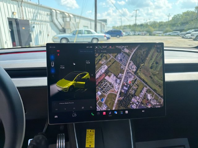 Used 2026 Tesla Model Y Performance AWD/4WD image 22