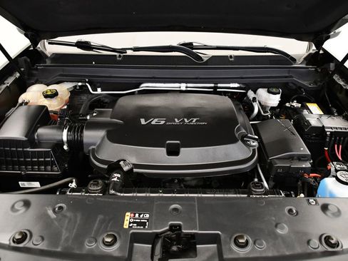 Used 2022 GMC Canyon Denali w/ Denali Black Edition Package image 11