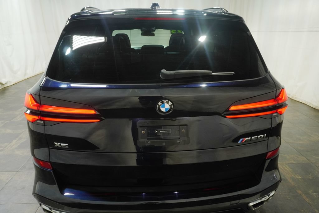 Used 2025 BMW X5 M60i w/ Climate Comfort Package AWD/4WD image 4