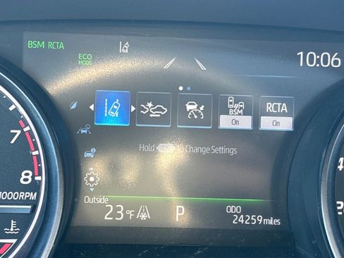 Used 2023 Toyota Camry SE image 17