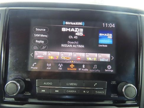 Used 2022 Nissan Titan SV RWD image 23