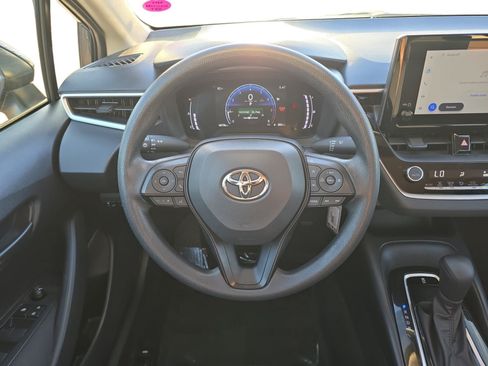 Used 2026 Toyota Corolla LE FWD image 13