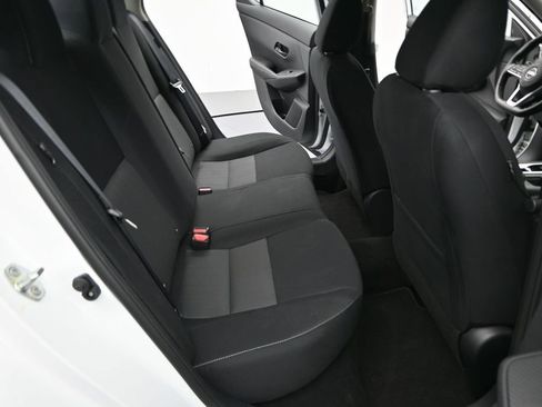 Used 2025 Nissan Sentra SV w/ All-Weather Package FWD image 9