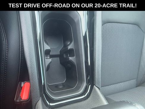 New 2026 Jeep Compass Trailhawk image 15