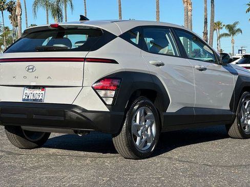 Certified 2026 Hyundai Kona SE image 4