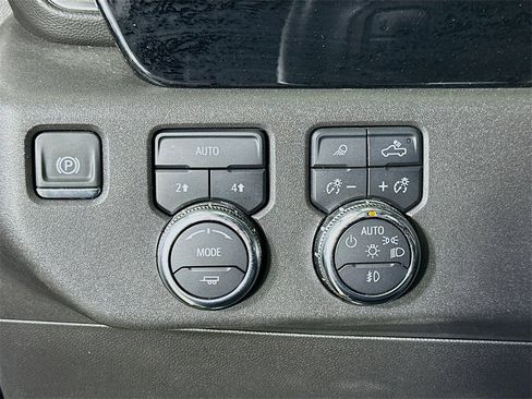 Used 2024 GMC Sierra 1500 SLT image 22