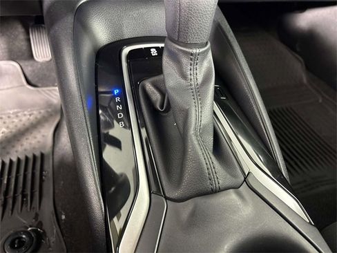 Used 2023 Toyota Corolla LE image 20