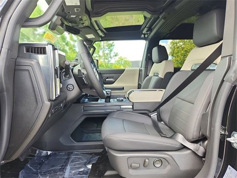New 2026 GMC Hummer EV 2X image 15