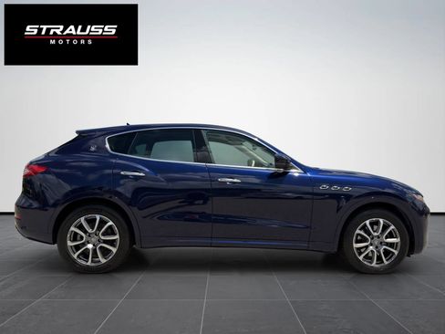Used 2019 Maserati Levante AWD/4WD image 5