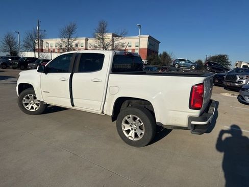 Used 2019 Chevrolet Colorado LT w/ LT Convenience Package image 5