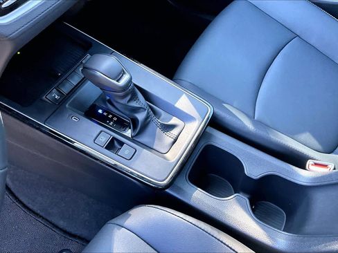 Used 2026 Toyota Corolla Cross XLE image 16