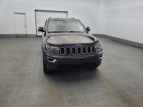Used 2020 Jeep Grand Cherokee Laredo AWD/4WD image 14