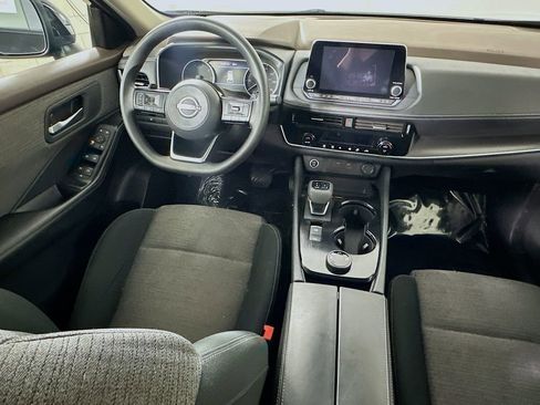 Used 2022 Nissan Rogue SV image 17