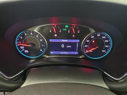 Certified 2020 Chevrolet Equinox Premier w/ Premier Redline Edition AWD/4WD image 17
