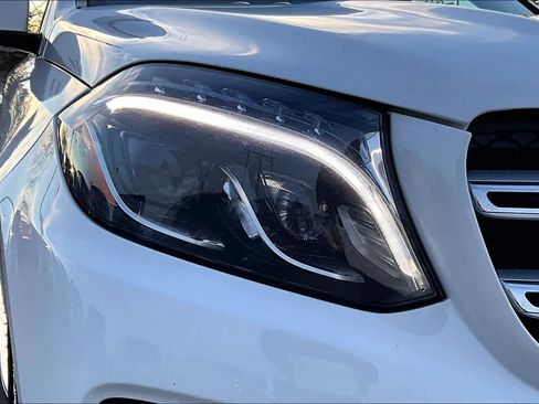 Used 2019 Mercedes-Benz GLS 450 4MATIC image 31