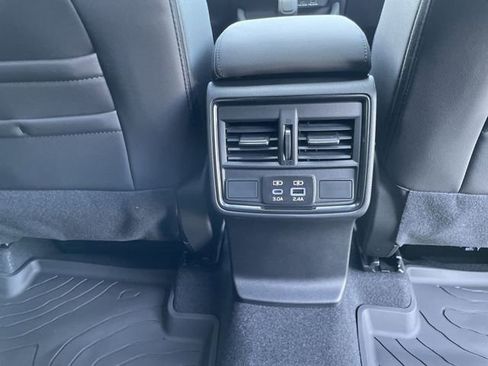 Certified 2025 Subaru Forester Limited AWD/4WD image 17