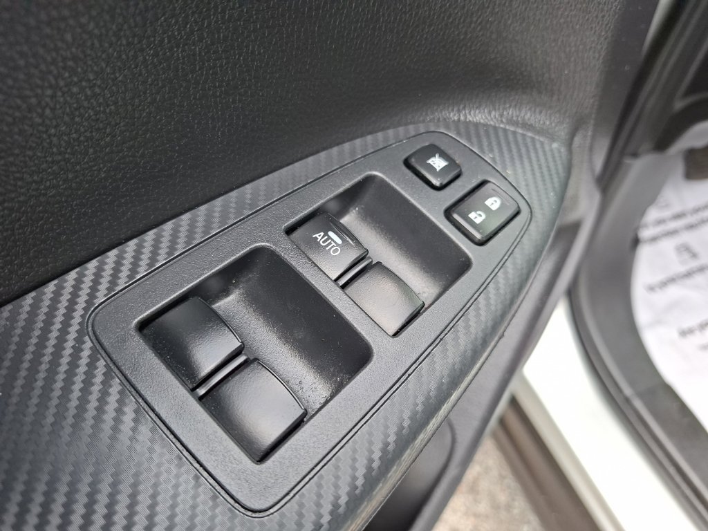 Used 2025 Mitsubishi Eclipse Cross SE AWD/4WD image 13