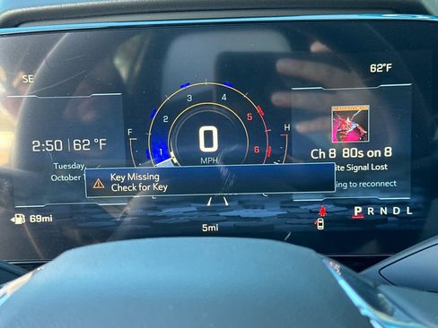 New 2026 Chevrolet Suburban Premier image 26