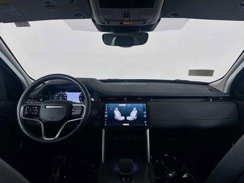 Used 2024 Land Rover Discovery Sport S image 25