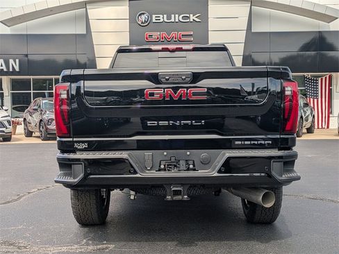 New 2025 GMC Sierra 2500 Denali w/ Denali Reserve Package image 5