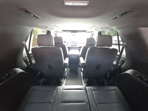 Used 2023 Chevrolet Tahoe Z71 AWD/4WD image 14