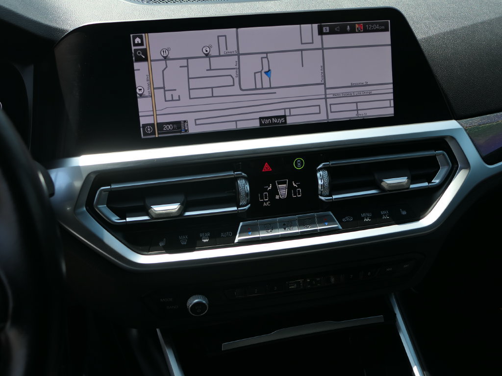 Used 2021 BMW 330e w/ Premium Package RWD image 17