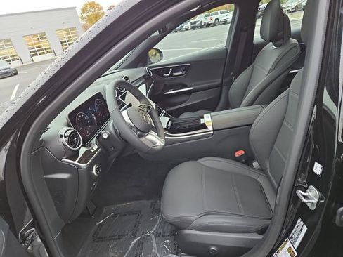 New 2026 Mercedes-Benz C 300 4MATIC Sedan image 23