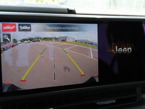 New 2025 Jeep Gladiator Rubicon w/ Safety Group image 35