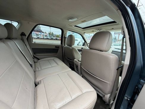 Used 2010 Ford Escape XLT FWD image 20