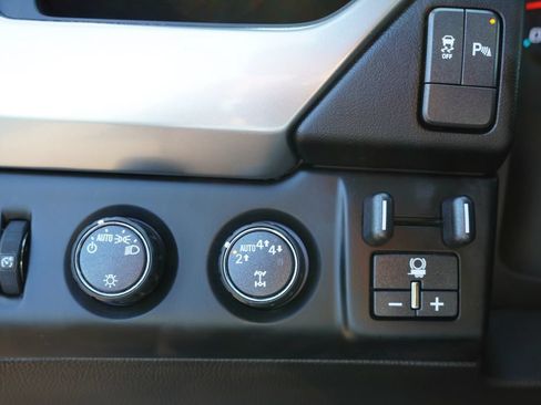 Used 2019 Chevrolet Tahoe LS w/ Max Trailering Package AWD/4WD image 25