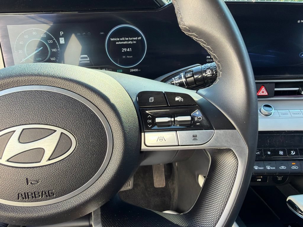 Used 2024 Hyundai Elantra Limited FWD image 27