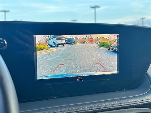 Used 2024 Buick Encore GX Sport Touring image 23