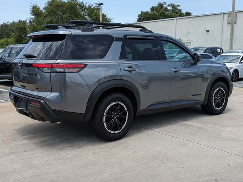 Used 2023 Nissan Pathfinder Rock Creek AWD/4WD image 6