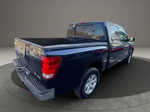 Used 2012 Nissan Titan SV w/ SV Value Truck Pkg image 40