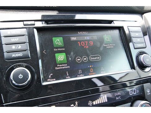 Used 2020 Nissan Rogue SV w/ Premium Package FWD image 27