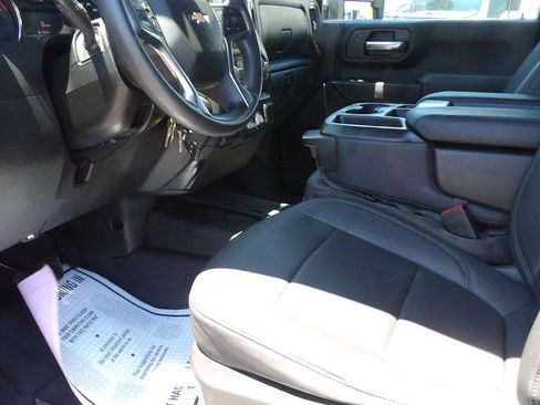 Used 2021 Chevrolet Silverado 2500 W/T w/ WT Fleet Convenience Package RWD image 18