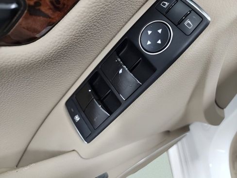 Used 2014 Mercedes-Benz C 300 4MATIC Sedan image 25