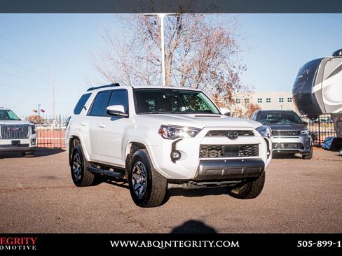 Used 2023 Toyota 4Runner TRD Off-Road image 1
