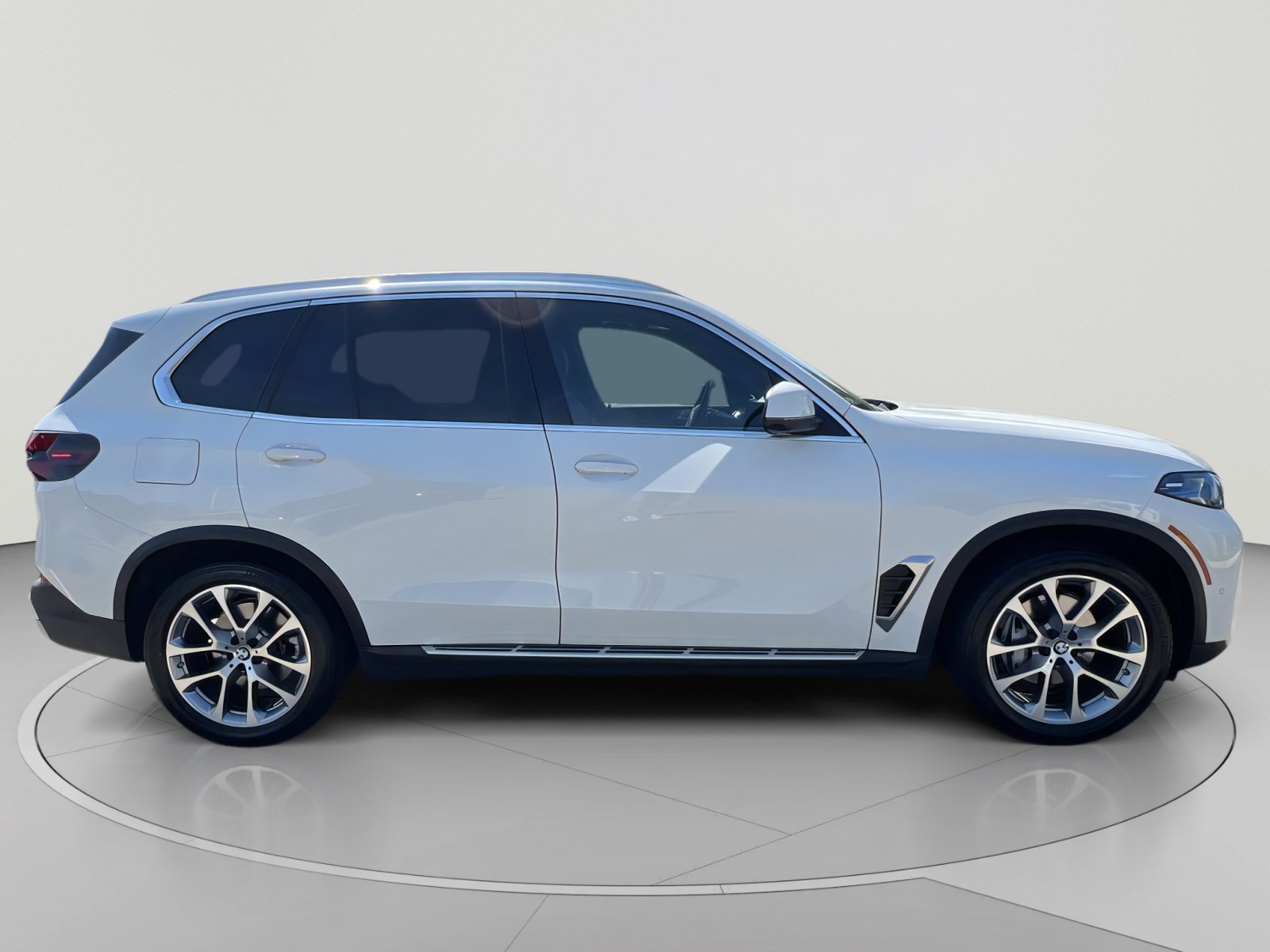 Used 2026 BMW X5 xDrive40i AWD/4WD image 6