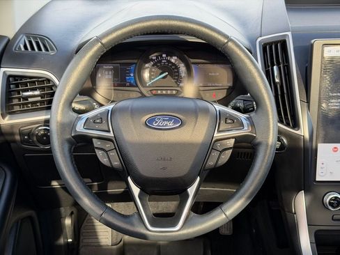 Certified 2024 Ford Edge SEL w/ Convenience Package image 36